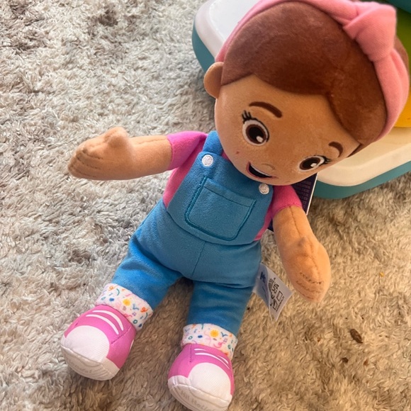 Ms. Rachel Doll - Picture 7 of 8